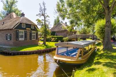 Giethoorn Tour