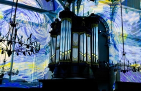 Van Gogh Rembrandt Experience Starry Night Crop