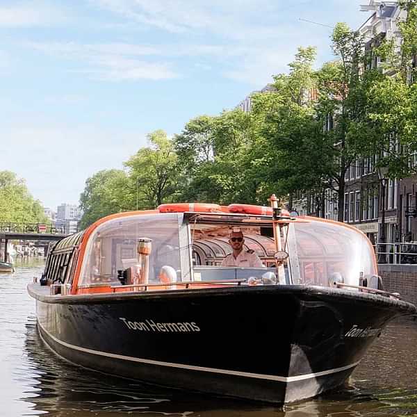 1 hour Amsterdam Canal Cruise